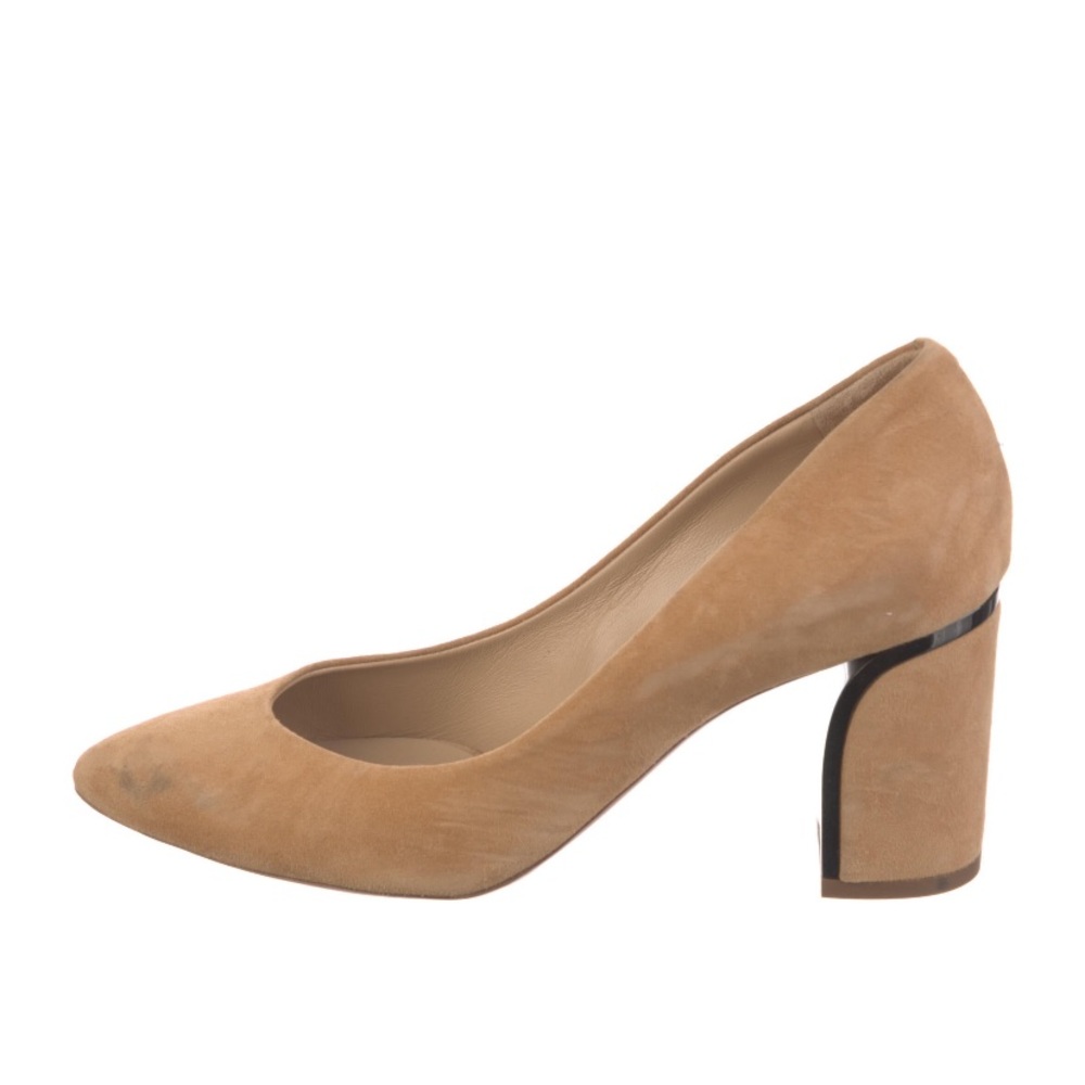 Chloe suede neutral pumps